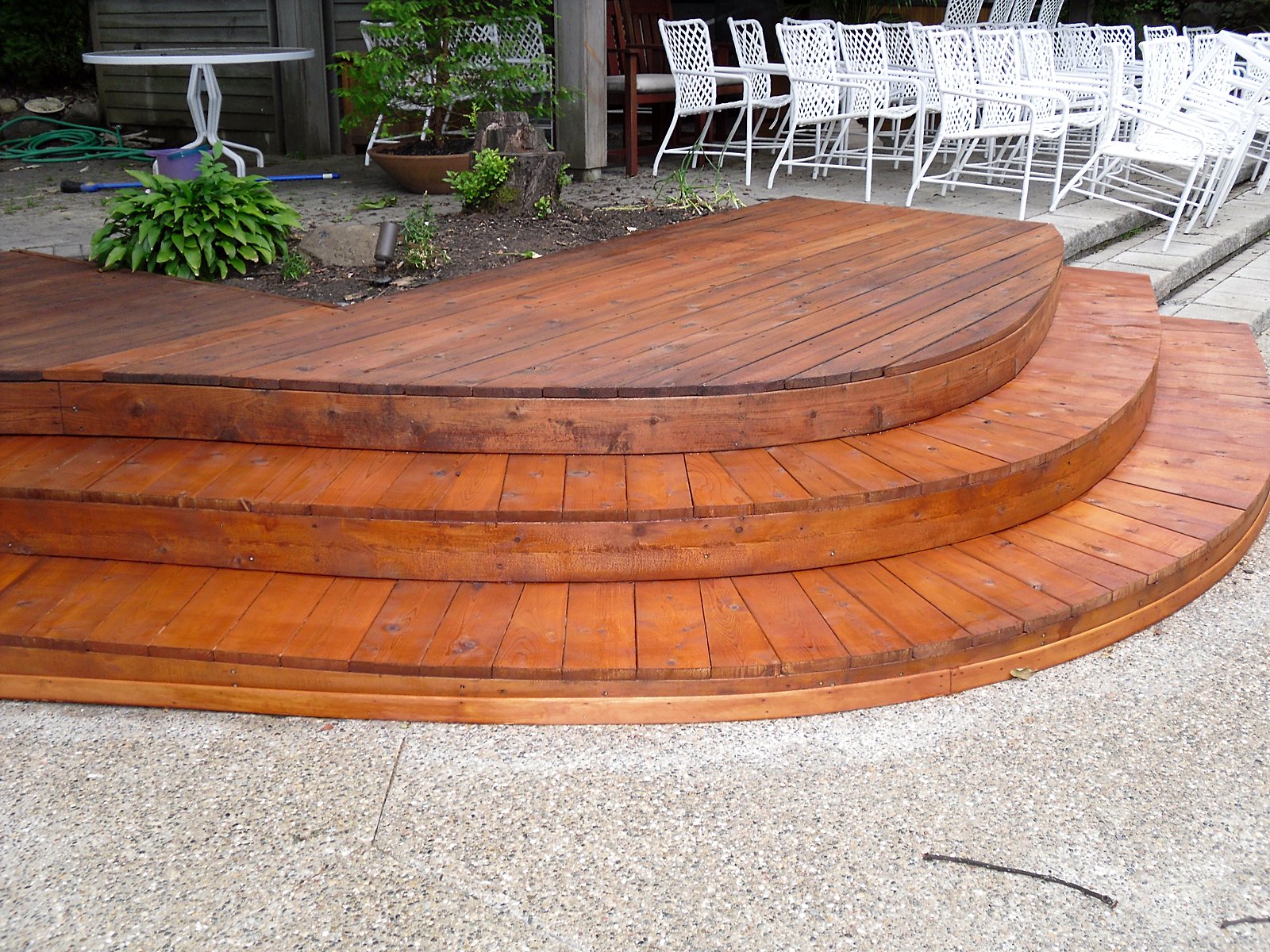 Freshly finished Ipe hardwood deck in Bloomfield, MI